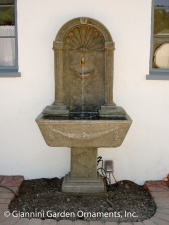 #188 Foritalico Fountain for Bronze Spout