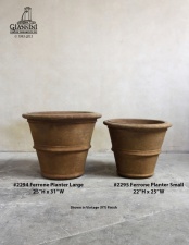 Planters & Urns