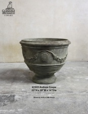 Planters & Urns