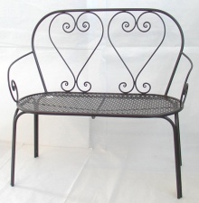 Zoom in AR1220 Friendly 2.jpg